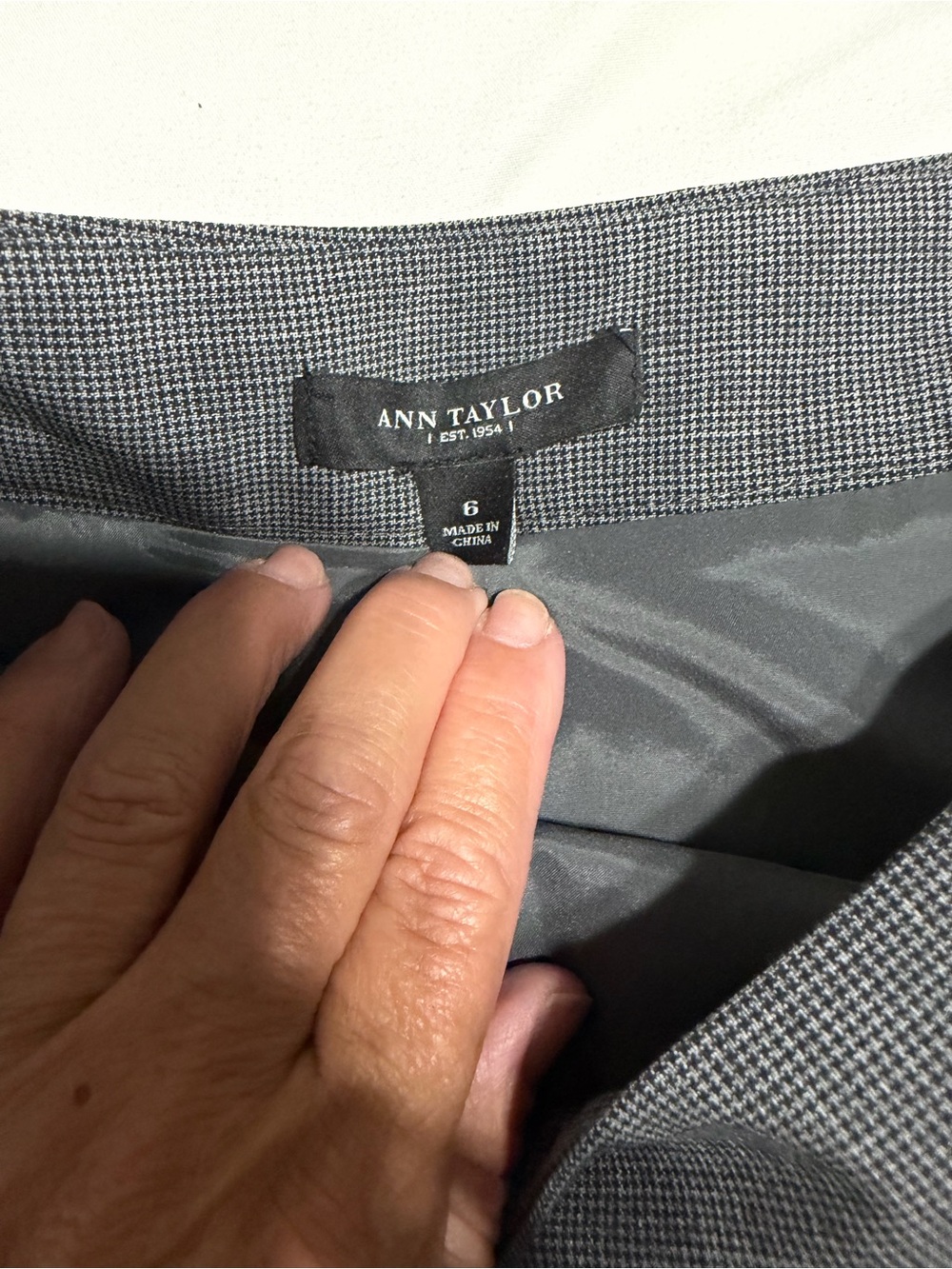 Ann Taylor Gray A-Line Panel Skirt - Picture 5 of 6